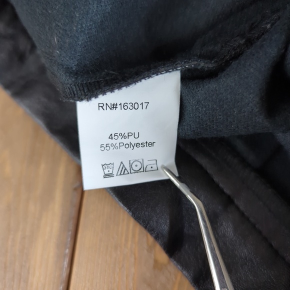 Princess Polly Black Faux Leather Cropped Ankle High Rise Pants - Picture 10 of 11